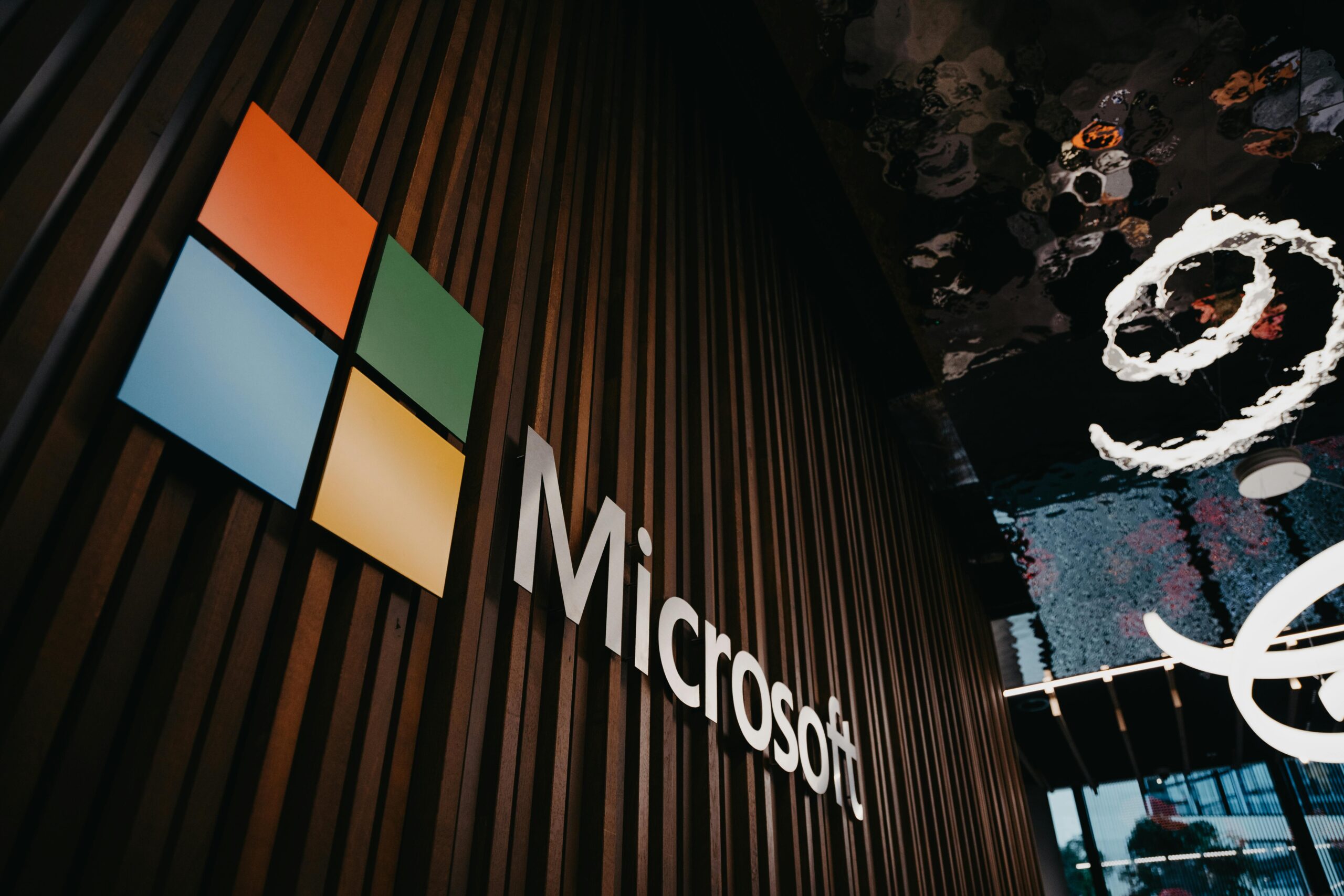 Zintegrowane procesy finansowe i operacyjne w Dynamics 365: Jak wybrać najlepszego partnera Dynamics 365?