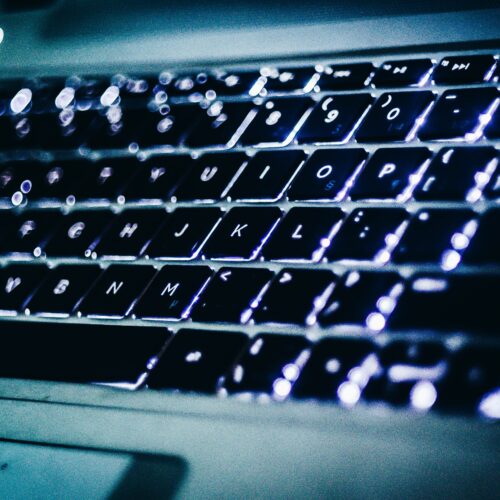 Transparentność w miejscu pracy zdalnej – Jakie funkcje powinno mieć oprogramowanie do monitoringu pracowników